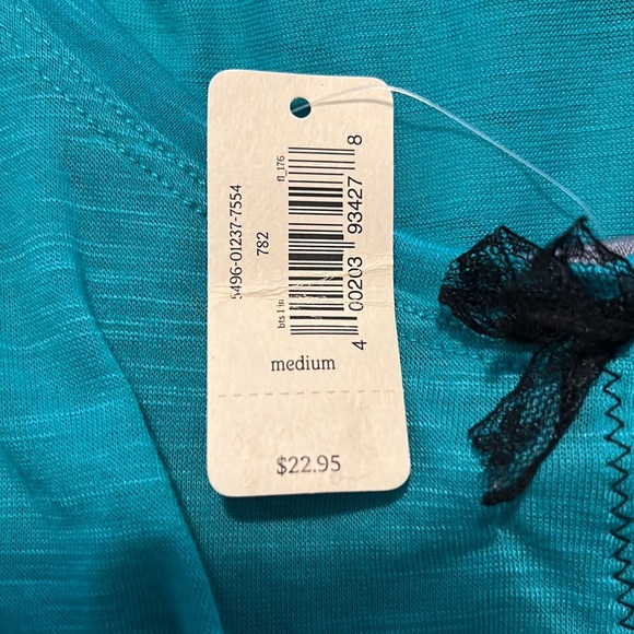 Womens aerie green tee size medium new with tags - Picture 3 of 4